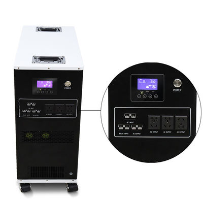 로크 가능 휠과 핸들과 220Ah 용량 25.6V 전압 MPPT 배터리와 단번에 가지고 다닐 수 있는 배터리 저장